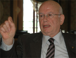 MHP'li vekilden 'Sayın Öcalan' gafı!