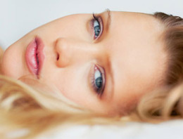 Işıltılı cildin formülü çok kolay!