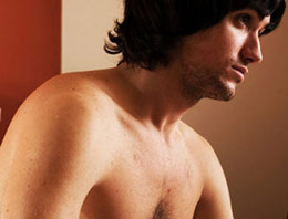 Meme kanseri erkekleri de tehdit ediyor!