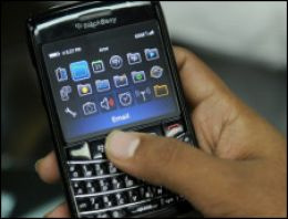 BlackBerry'ye porno yasağı!