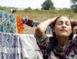 Roman mı demeli, çingene mi?