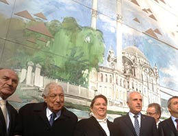 En büyük seramik panosu açıldı!