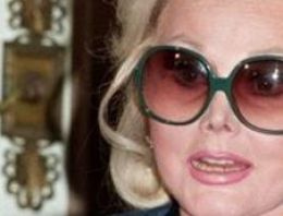 Zsa Zsa Gabor'un kangrenli bacağı kesildi