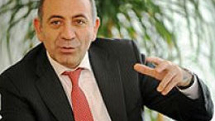 CHP'de 'Tekin savaşı' kızıştı!