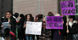 10 yıllık kuaförünün tacizine uğradı