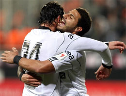 Kara Kartal İnönü'de gol şov yaptı