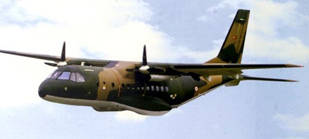 Azerbaycan'da savaş uçağı düştü