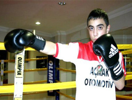 Küçük boksör Türkiye Şampiyonu oldu