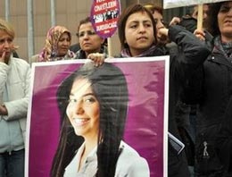 Garipoğlu hangi ünlünün evinde saklandı?