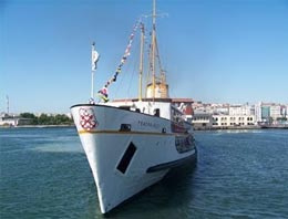 Tarihi Fenerbahçe vapuru bakımda