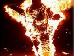 İşsiz adam kendini yaktı