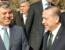 'Türkiye demokratik model mi, otoriter devlet mi?'