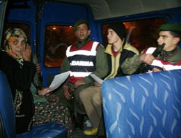 Küçük kızı diri diri toprağa gömmüşler