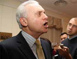 Olay büyükelçi geri adım atmadı!