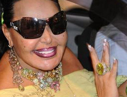 Çakma çantaların borcunu ödemedi!