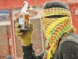 Çocukların eline parfüm diye bomba!