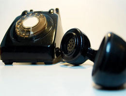 Libya'daki Türkler için kırmızı telefon