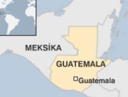 Guatemala'da un hırsızlarına sokak ortasında linç