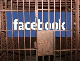 Facebook şifren yoksa, iş de yok!