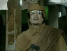 Kaddafi'den istifa yok tehdit var!