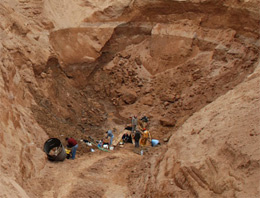 Defineciyi arkadaşları bırakıp kaçmış