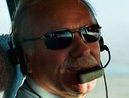 Kaddafi'nin özel pilotu ülkeden kaçtı