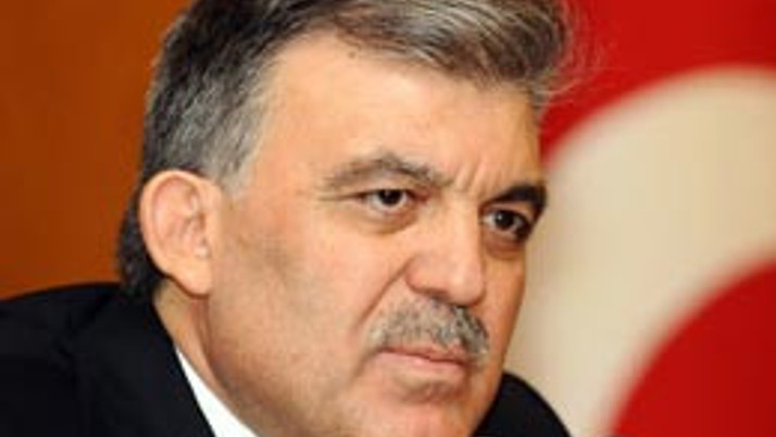 Bu cümle Zaman'da var Milliyet'te yok