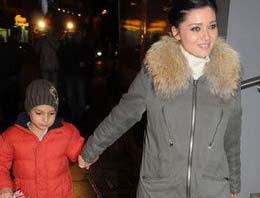 Oğlunu sevgilisi ile tanıştırdı!