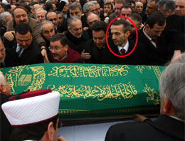 Bugün olsa ayaklarını yine yıkarım