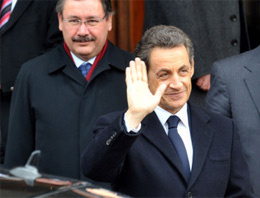 Sarkozy'nin karizması fena dip yaptı