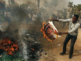 Libya'dan kuru yük gemisinde kaçış