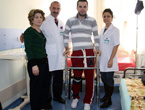 Felç olunca terkedildi, şimdi yürüyor