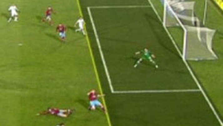 Beşiktaşlılar bu pozisyona isyan etti