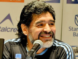 İran'dan Maradona sürprizi
