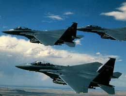 Libya'da petrol bölgesine bomba!