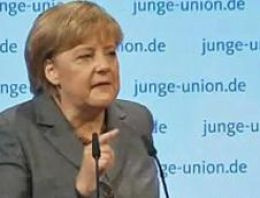 Merkel: 'Euro bölgesini koruyacağız'