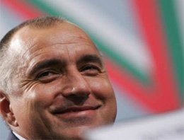 Bulgaristan'da ajan skandalı kelle aldı