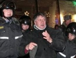 Belarus'ta seçim sonrası 'yüzlerce protestocu gözaltında