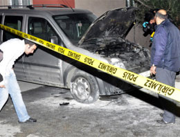 Maltepe'de 1 saatte 14 aracı yaktılar