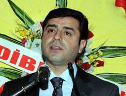 Demirtaş üç partiye 'üç kağıtçı' dedi!