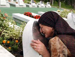 Srebrenitsa katili komutana 30 yıl