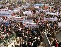 İsyan rüzgarı bir ülkeyi daha vurdu!