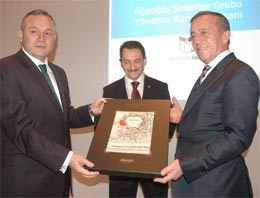 Uzmanlar geleceğin medyasını anlattı