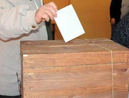 Tahta oy sandıkları tarih oluyor