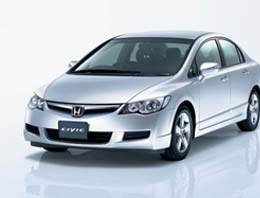 Ünlü marka 700 bin aracını geri çağırıyor!