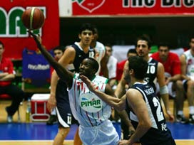 Efes Pilsen İzmir'de darbe yedi!