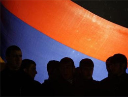 Ortadoğu isyanı Ermenistan'ı vurdu