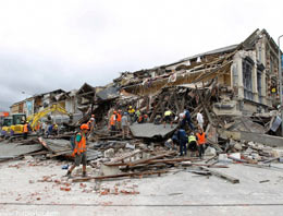 Depremin ilk kayıpları İsrail'li