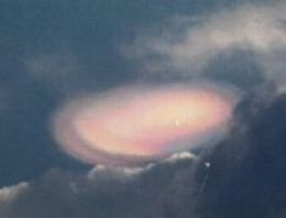 İngiltere binlerce UFO belgesi yayımladı