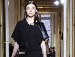 Doğumdan 1,5 ay sonra podyumda!